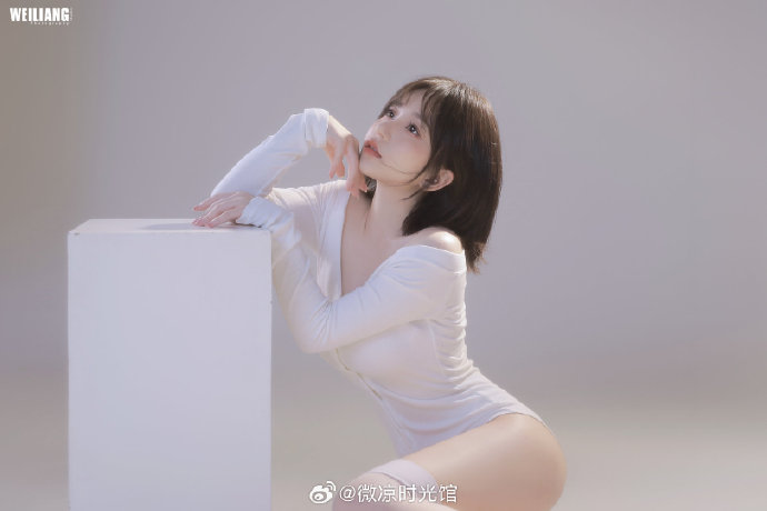 谁先爱上他的 封面
