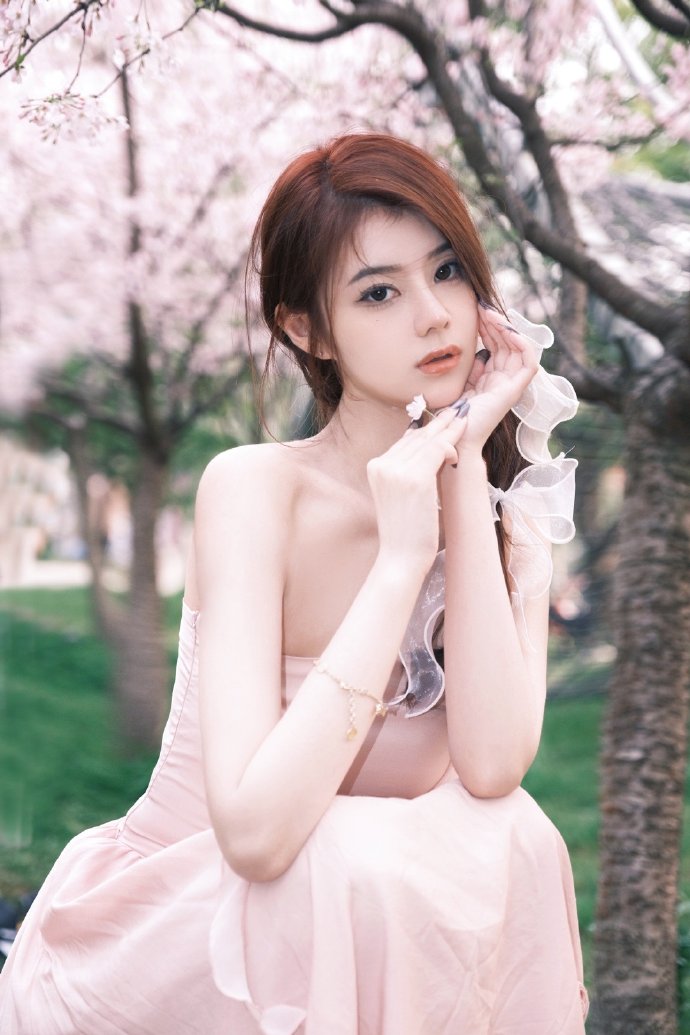葬送的芙莉莲 封面